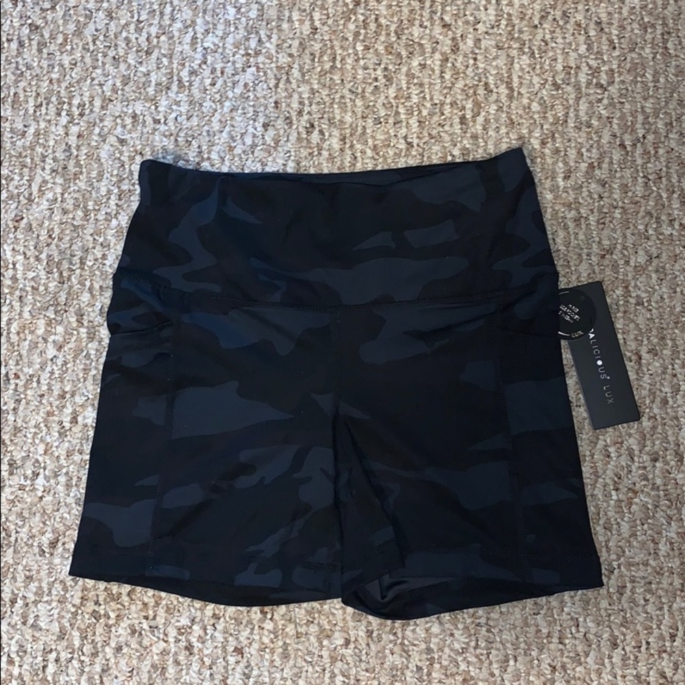 Yogalicious biker shorts